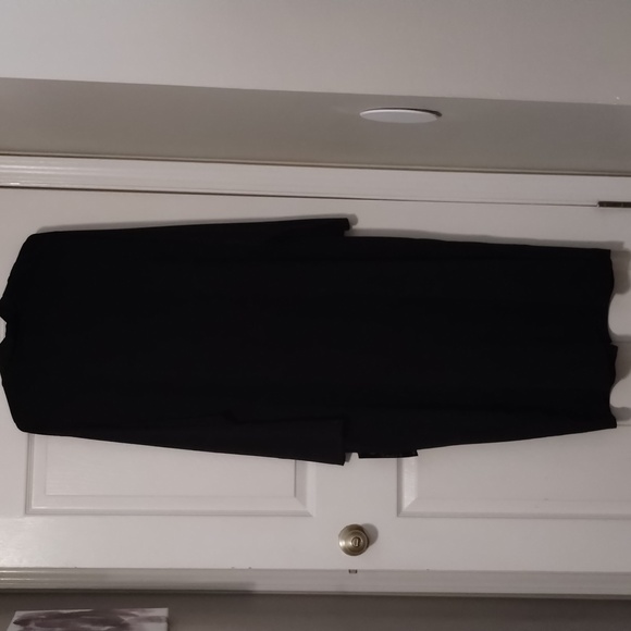 Dress - Picture 6 of 8